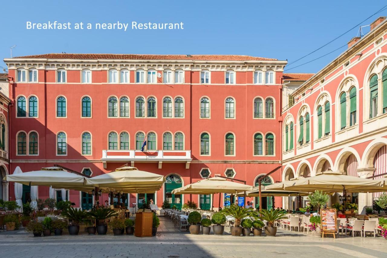 Wind Rose Split Hotel Exterior photo